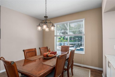 House in Bradenton, Florida 3 bedrooms, 163.69 sq.m. № 1911563 - photo 20