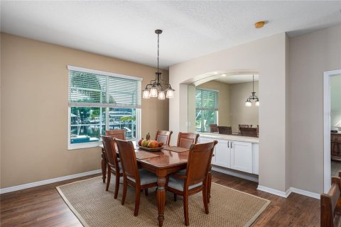 House in Bradenton, Florida 3 bedrooms, 163.69 sq.m. № 1911563 - photo 19