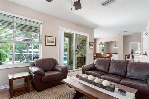 House in Bradenton, Florida 3 bedrooms, 163.69 sq.m. № 1911563 - photo 12