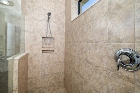 House in Venice, Florida 3 bedrooms, 302.21 sq.m. № 2150905 - photo 28