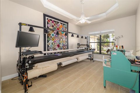 House in Venice, Florida 3 bedrooms, 302.21 sq.m. № 2150905 - photo 21