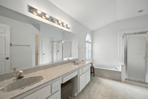 House in Daytona Beach, Florida 3 bedrooms, 180.97 sq.m. № 1899981 - photo 12