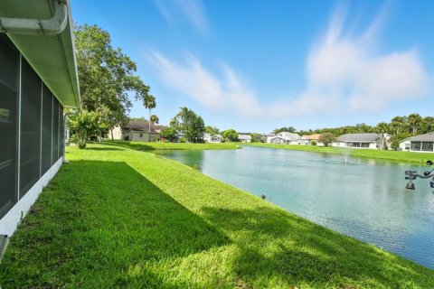 House in Daytona Beach, Florida 3 bedrooms, 180.97 sq.m. № 1899981 - photo 25
