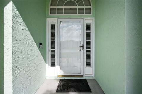 House in Daytona Beach, Florida 3 bedrooms, 180.97 sq.m. № 1899981 - photo 4
