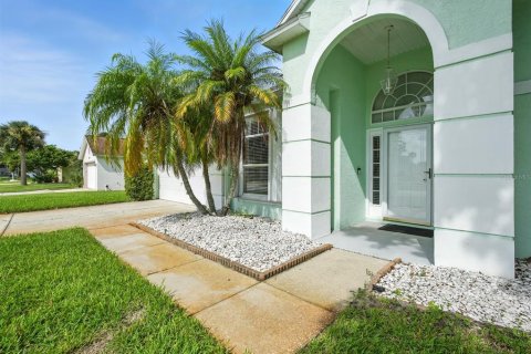 House in Daytona Beach, Florida 3 bedrooms, 180.97 sq.m. № 1899981 - photo 3