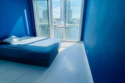 Condo in Hallandale Beach, Florida, 1 bedroom  № 1973953 - photo 5