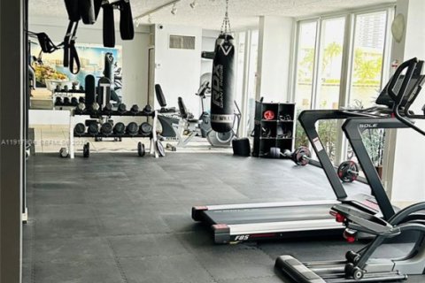 Condo in Hallandale Beach, Florida, 1 bedroom  № 1973953 - photo 28