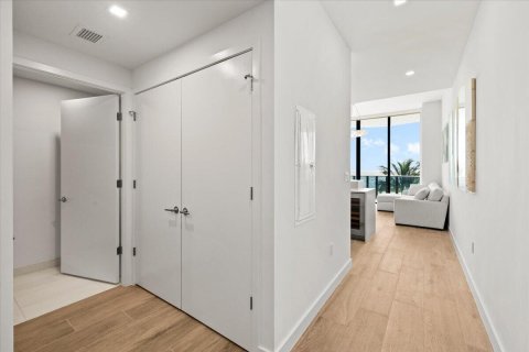 Condominio en venta en Pompano Beach, Florida, 1 dormitorio, 100.15 m2 № 2244502 - foto 7