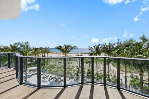 Condominio en venta en Pompano Beach, Florida, 1 dormitorio, 100.15 m2 № 2244502 - foto 4