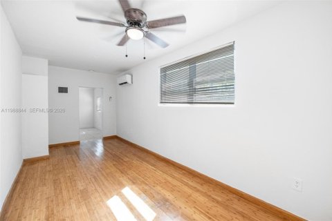 Купить виллу или дом в Майами, Флорида 3 спальни, 151.43м2, № 2052115 - фото 19