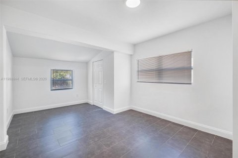 Купить виллу или дом в Майами, Флорида 3 спальни, 151.43м2, № 2052115 - фото 22