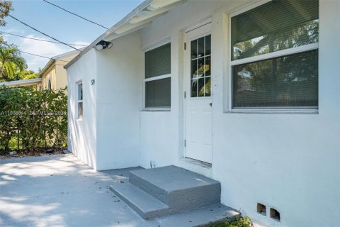 Купить виллу или дом в Майами, Флорида 3 спальни, 151.43м2, № 2052115 - фото 30