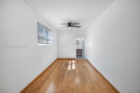 Купить виллу или дом в Майами, Флорида 3 спальни, 151.43м2, № 2052115 - фото 20