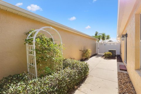 Casa en venta en The Villages, Florida, 2 dormitorios, 111.11 m2 № 1546946 - foto 26