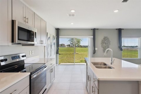 Villa ou maison à louer à Haines City, Floride: 4 chambres, 263.84 m2 № 2214513 - photo 13