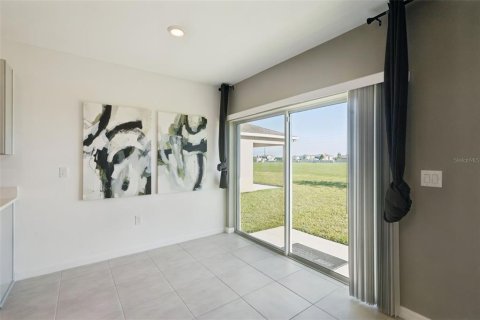 Villa ou maison à louer à Haines City, Floride: 4 chambres, 263.84 m2 № 2214513 - photo 15