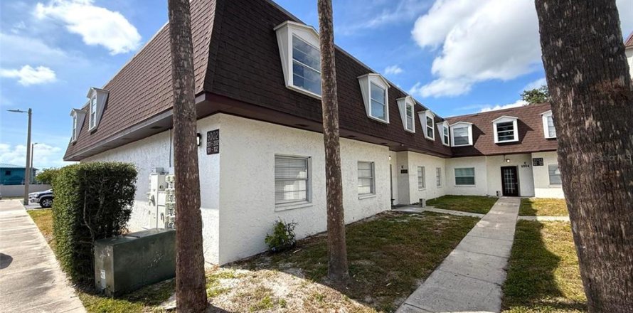 Condo in Tampa, Florida, 3 bedrooms № 2094605