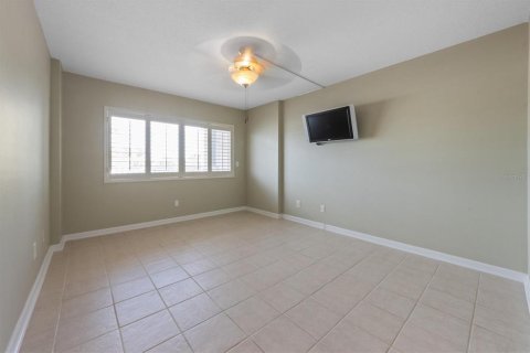 Condo in Holmes Beach, Florida, 3 bedrooms  № 1851374 - photo 23