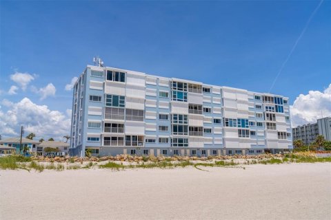 Condo in Holmes Beach, Florida, 3 bedrooms  № 1851374 - photo 8