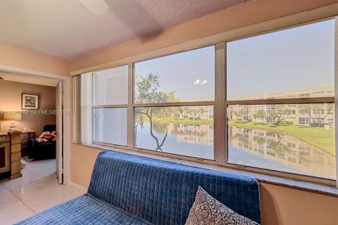 Купить кондоминиум в Санрайз, Флорида 2 спальни, 127.28м2, № 2086124 - фото 26