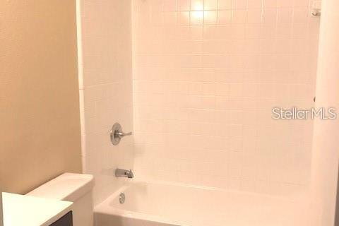 Apartment in Port Charlotte, Florida 3 bedrooms, 94.57 sq.m. № 2114710 - photo 20