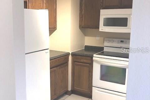 Apartment in Port Charlotte, Florida 3 bedrooms, 94.57 sq.m. № 2114710 - photo 10