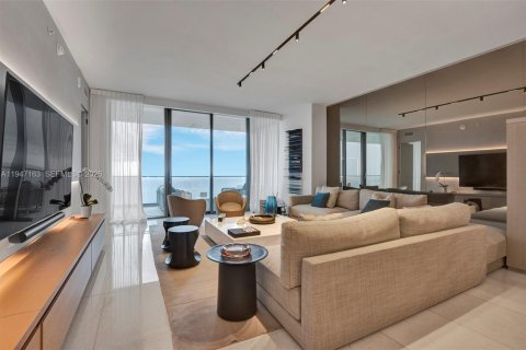 Condo in Sunny Isles Beach, Florida, 4 bedrooms  № 2088996 - photo 8