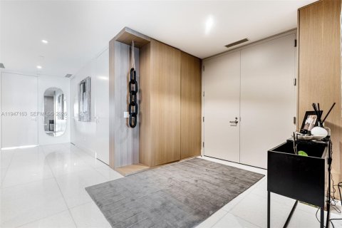 Condo in Sunny Isles Beach, Florida, 4 bedrooms  № 2088996 - photo 5