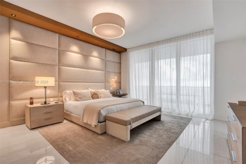 Condo in Sunny Isles Beach, Florida, 4 bedrooms  № 2088996 - photo 18