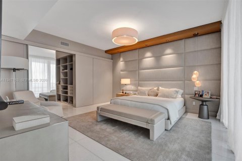Condo in Sunny Isles Beach, Florida, 4 bedrooms  № 2088996 - photo 17
