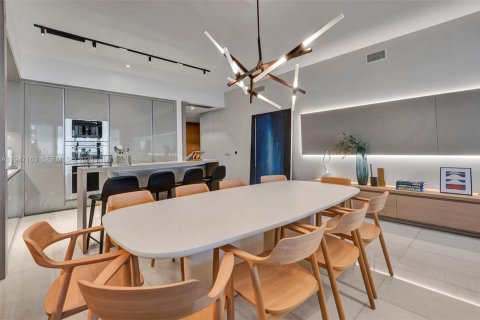Condo in Sunny Isles Beach, Florida, 4 bedrooms  № 2088996 - photo 7