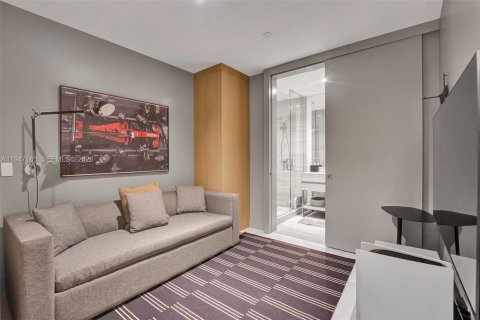 Condo in Sunny Isles Beach, Florida, 4 bedrooms  № 2088996 - photo 30