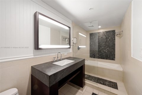 Купить кондоминиум в Санни-Айлс-Бич, Флорида 1 спальня, 59.83м2, № 1957227 - фото 9