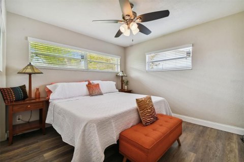 Villa ou maison à louer à Saint Petersburg, Floride: 2 chambres, 108.32 m2 № 1298334 - photo 30