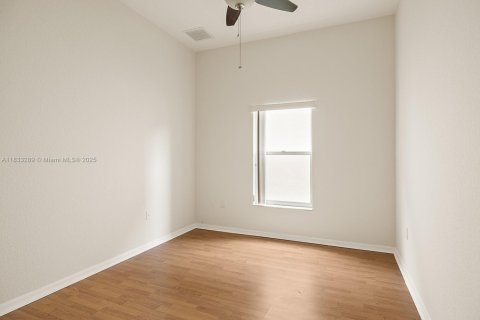 Villa ou maison à louer à Pembroke Pines, Floride: 4 chambres, 192.87 m2 № 1823514 - photo 29