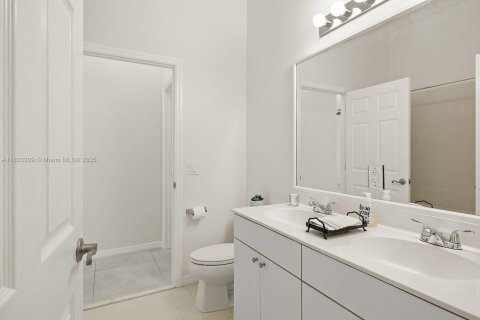 Villa ou maison à louer à Pembroke Pines, Floride: 4 chambres, 192.87 m2 № 1823514 - photo 21