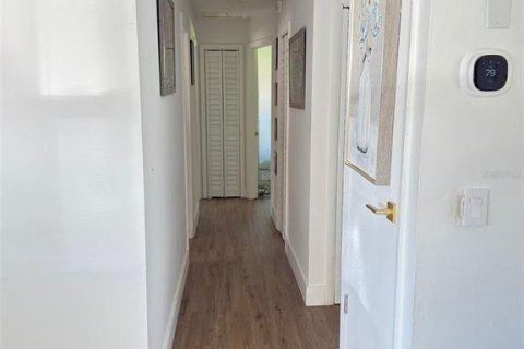 Casa en alquiler en Orlando, Florida, 4 dormitorios, 117.06 m2 № 1912193 - foto 10