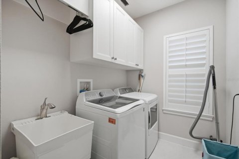 Casa en venta en Brooksville, Florida, 3 dormitorios, 193.14 m2 № 2377448 - foto 23
