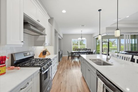 Casa en venta en Brooksville, Florida, 3 dormitorios, 193.14 m2 № 2377448 - foto 8