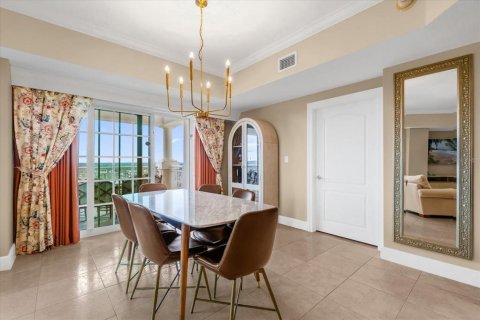 Condo in Four Corners, Florida, 2 bedrooms  № 2395908 - photo 11