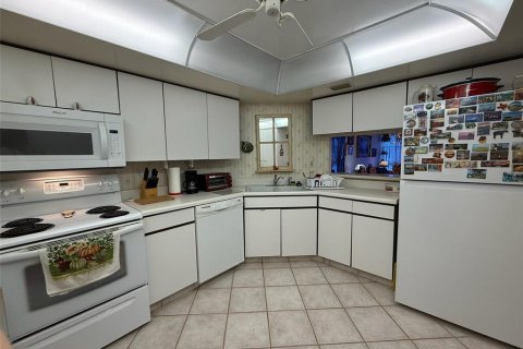 Condo in South Pasadena, Florida, 2 bedrooms  № 1916515 - photo 3
