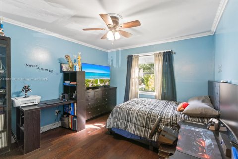 Touwnhouse à vendre à Hialeah, Floride: 3 chambres, 154.68 m2 № 1946994 - photo 19