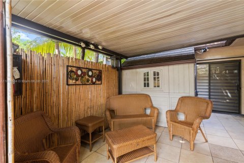 Touwnhouse à vendre à Hialeah, Floride: 3 chambres, 154.68 m2 № 1946994 - photo 22