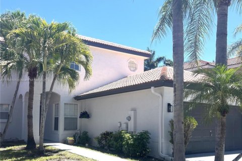 House in Miramar, Florida 4 bedrooms, 193.42 sq.m. № 1678858 - photo 30