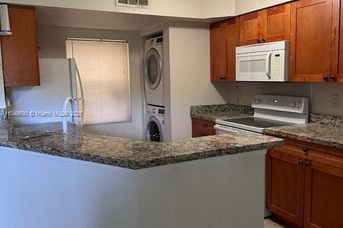 Condominio en venta en Sunrise, Florida, 1 dormitorio, 70.05 m2 № 1960975 - foto 2