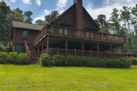 House in Brooksville, Florida 4 bedrooms, 319.68 sq.m. № 1894613 - photo 1