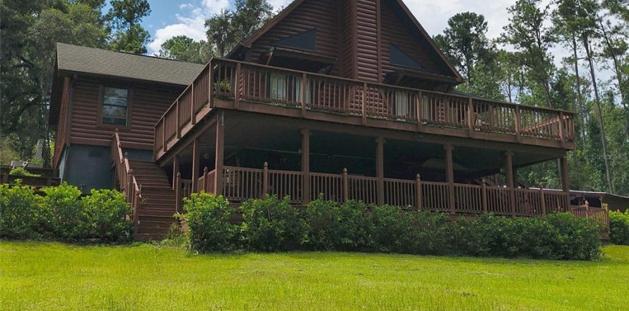 House in Brooksville, Florida 4 bedrooms, 319.68 sq.m. № 1894613