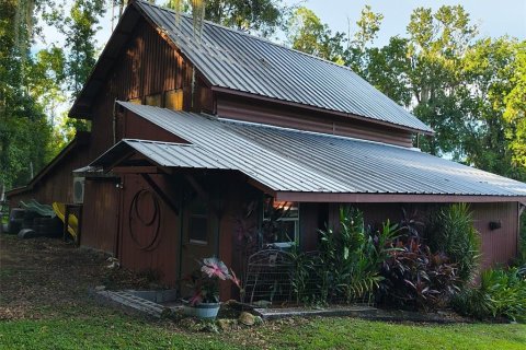 House in Brooksville, Florida 4 bedrooms, 319.68 sq.m. № 1894613 - photo 9