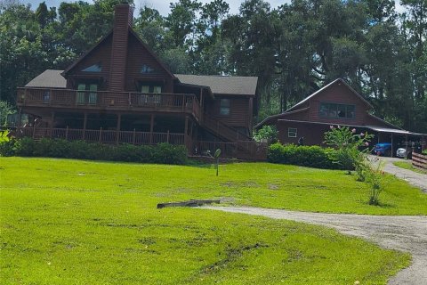 House in Brooksville, Florida 4 bedrooms, 319.68 sq.m. № 1894613 - photo 2