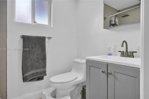 Купить виллу или дом в Майами, Флорида 3 спальни, 128.58м2, № 2059257 - фото 14